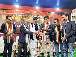 Mayor honors Shri Moni Shankar Murasing - photo 4